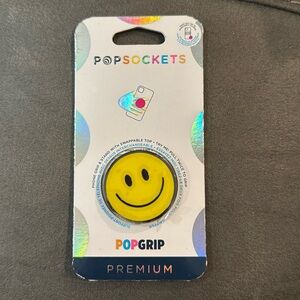 New Smiley face Popsocket